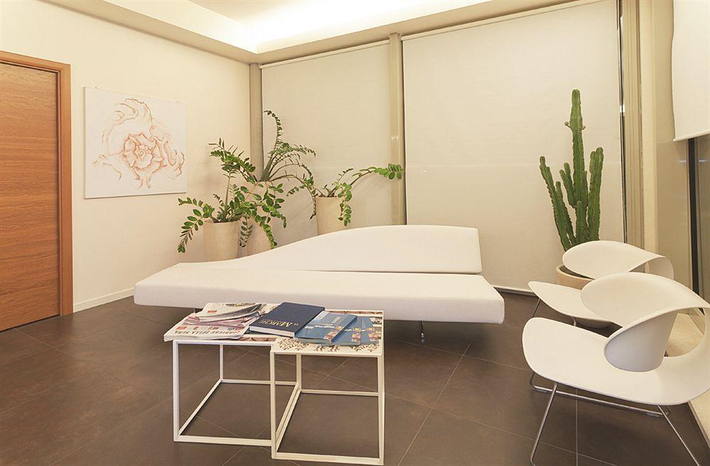 Hotel Cluentum Tolentino Extérieur photo