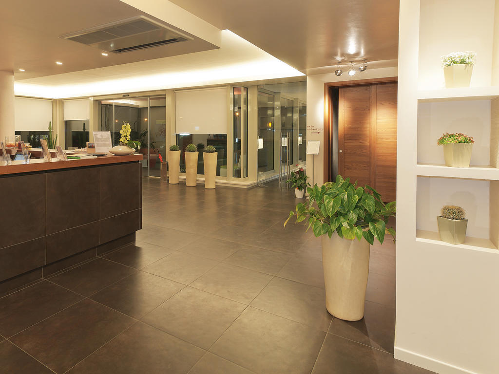 Hotel Cluentum Tolentino Extérieur photo
