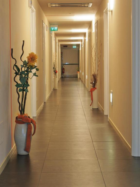 Hotel Cluentum Tolentino Extérieur photo